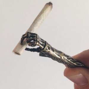 Skeleton Roach Clip - KibrisPDR