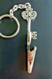 Detail Skeleton Roach Clip Nomer 21
