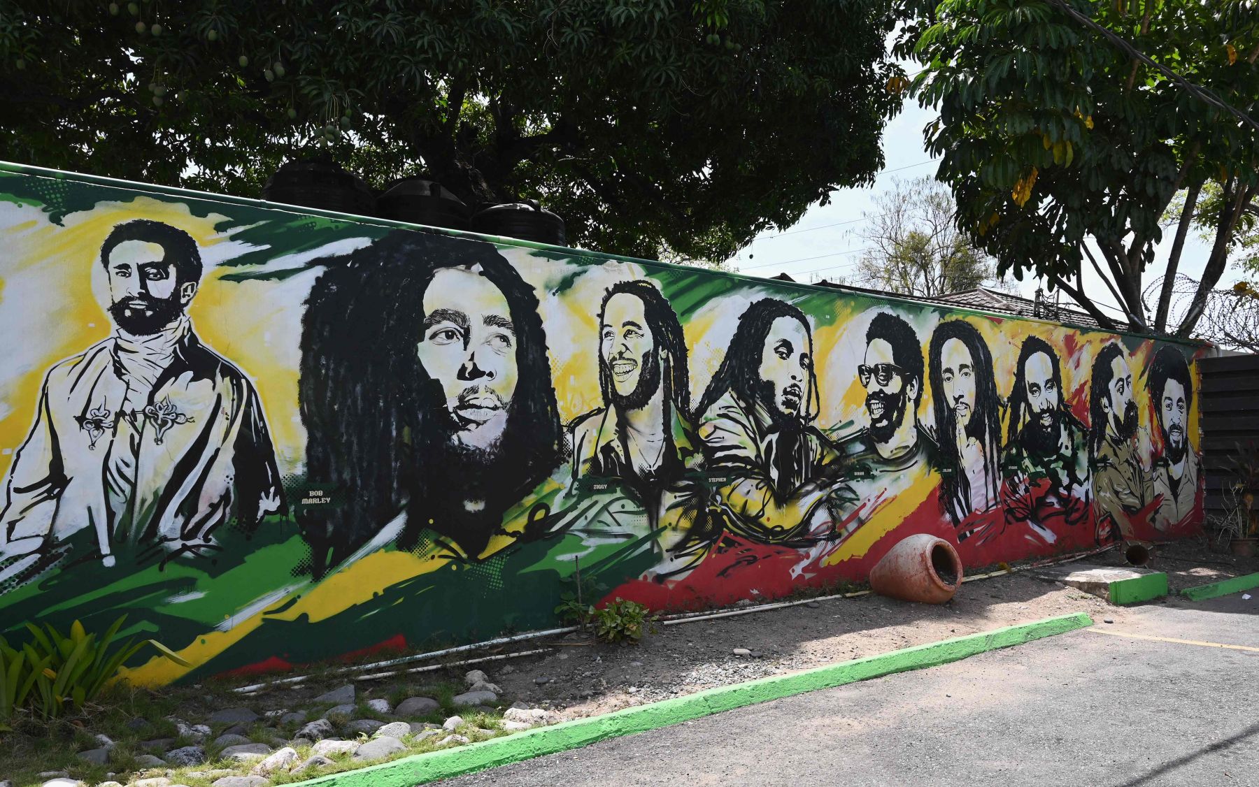 Detail Sketsa Bob Marley Nomer 46