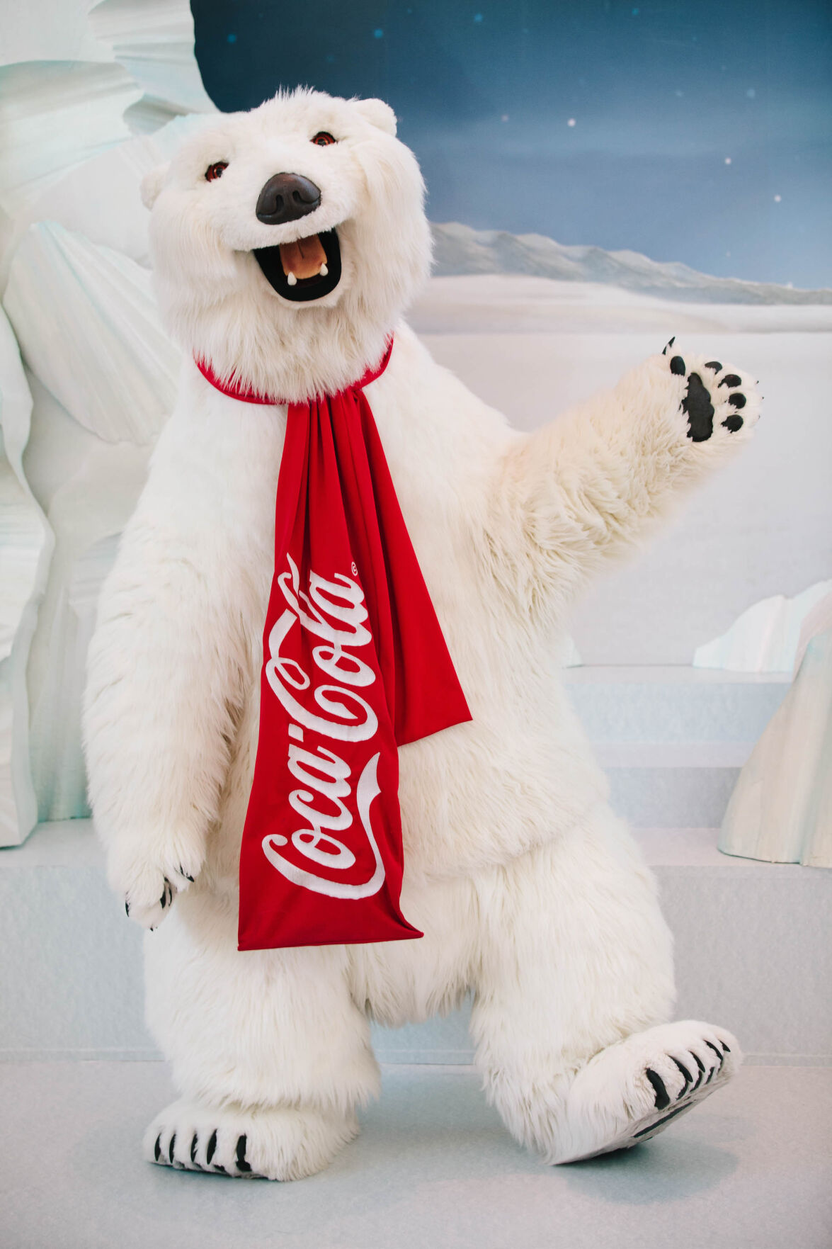 Detail What Is The Name Of The Coca Cola Polar Bear Nomer 57