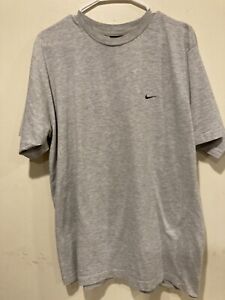 Detail What Size Is The Nike Logo On A Shirt Nomer 33