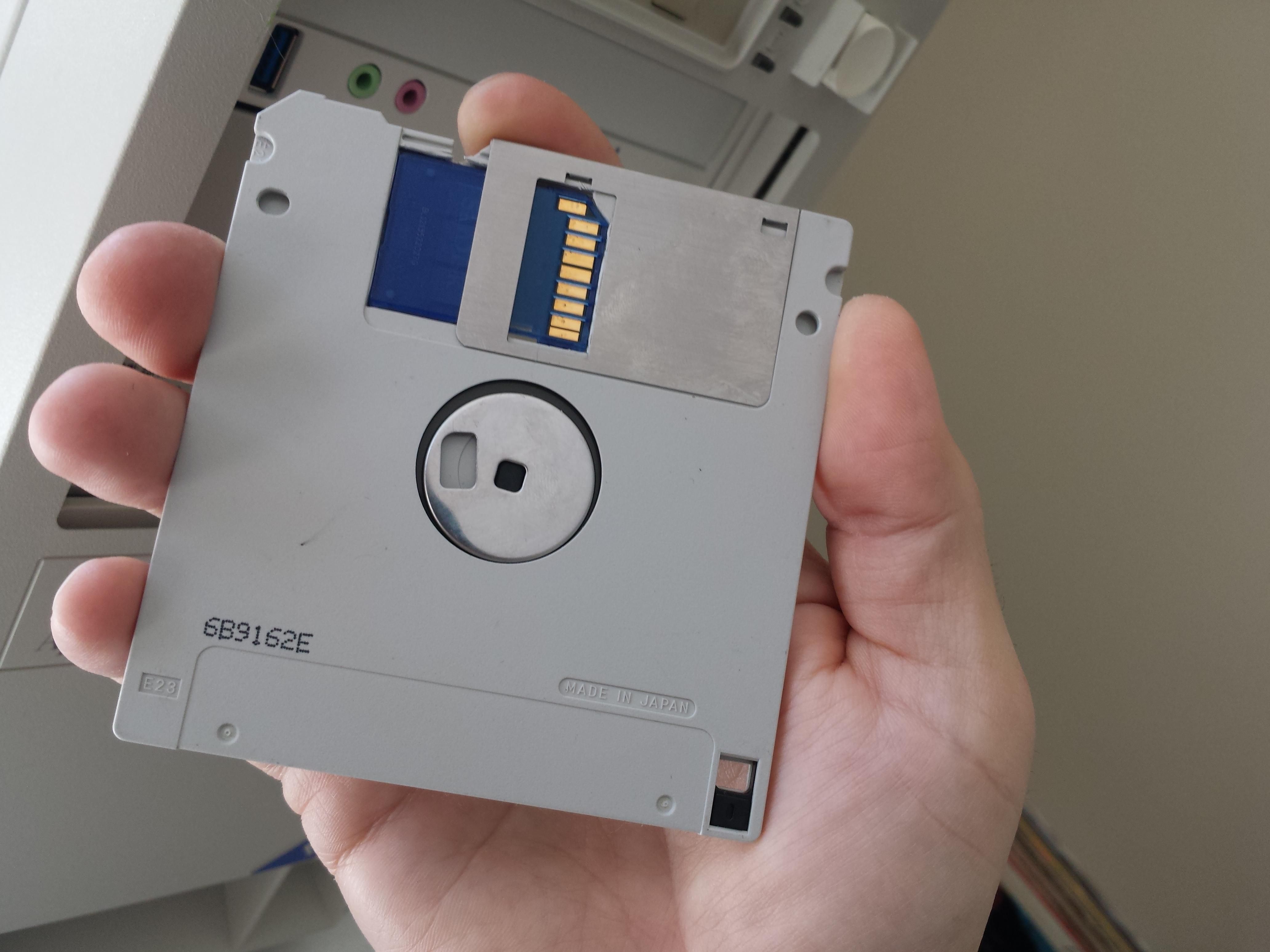 Detail When Was The First Floppy Disk Invented Nomer 18