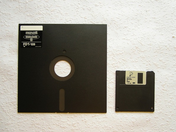 Detail When Was The First Floppy Disk Invented Nomer 21