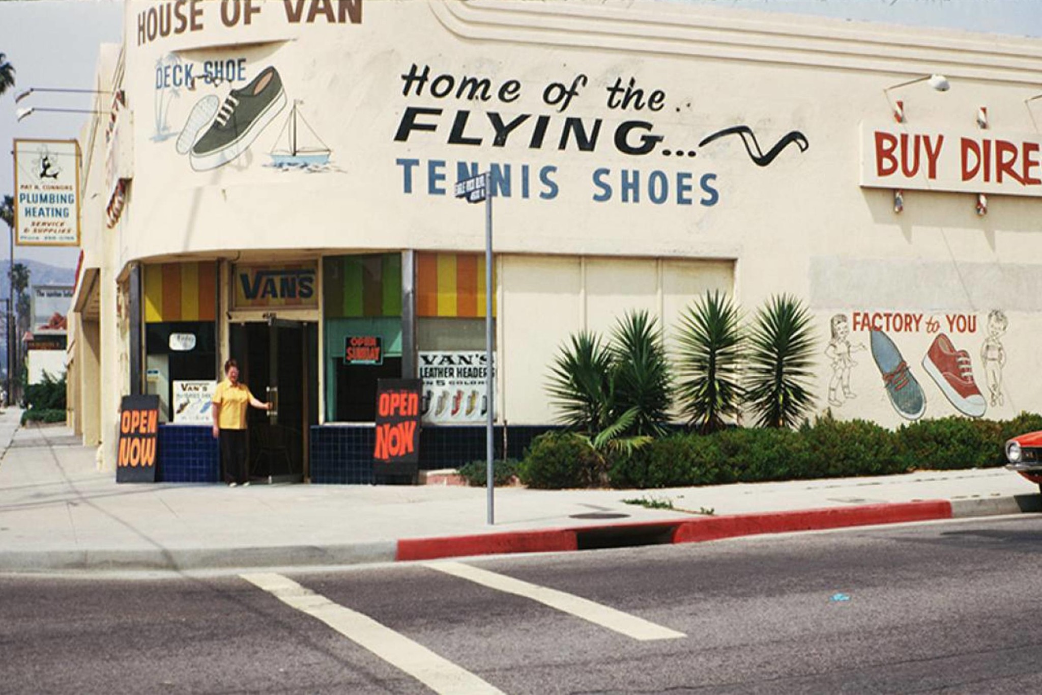 Where Was The First Vans Store - KibrisPDR