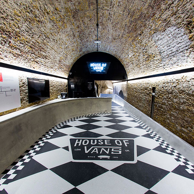 Detail Where Was The First Vans Store Nomer 17