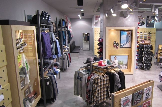 Detail Where Was The First Vans Store Nomer 37