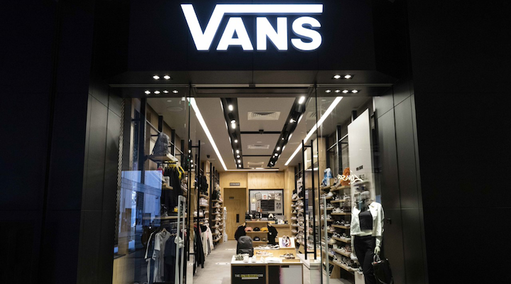Detail Where Was The First Vans Store Nomer 52