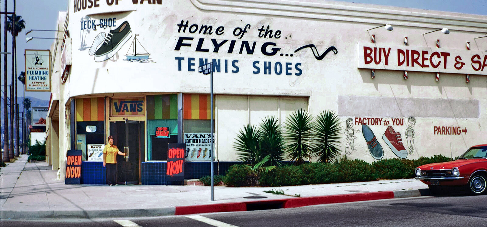 Detail Where Was The First Vans Store Nomer 5