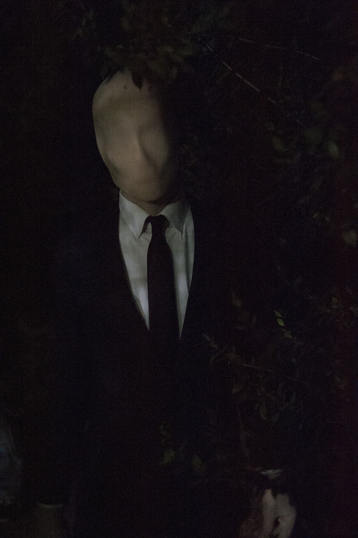 Detail Why Does Slenderman Wear A Suit Nomer 32