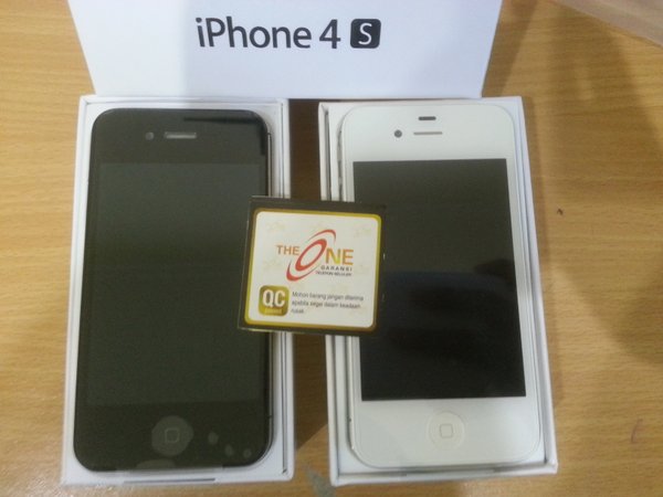 Detail Wifi Iphone 4s Berwarna Abu Abu Nomer 28