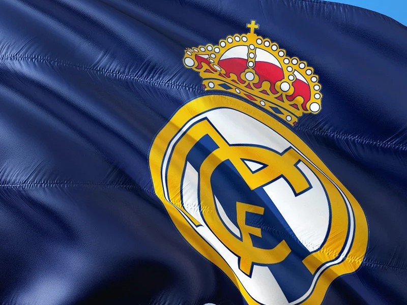 Detail Sketsa Logo Real Madrid Nomer 14