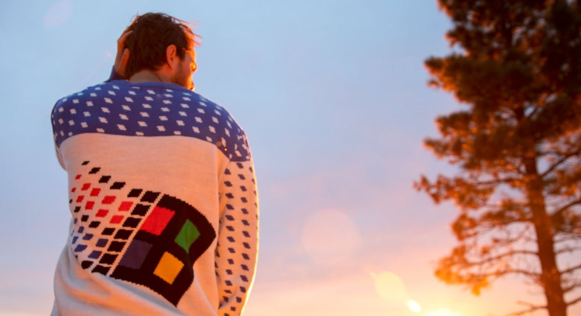 Detail Windows 95 Christmas Sweater Nomer 8