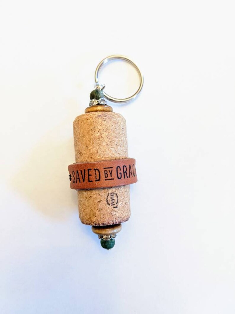 Detail Wine Cork Keychain Nomer 33