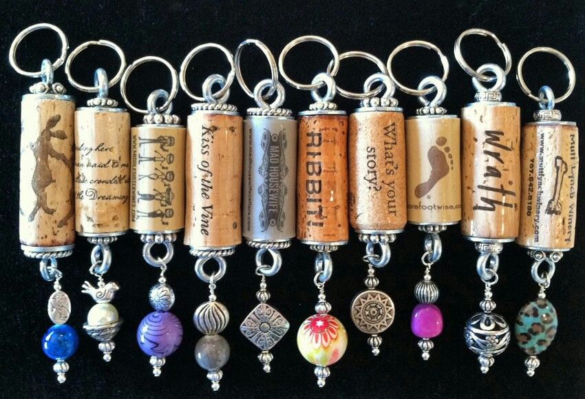 Detail Wine Cork Keychain Nomer 8