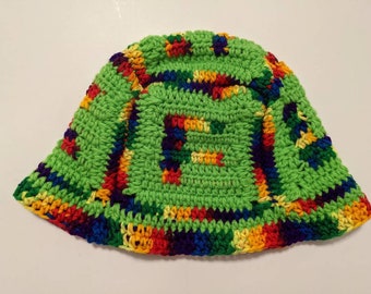 Detail Skittles Bucket Hat Nomer 13