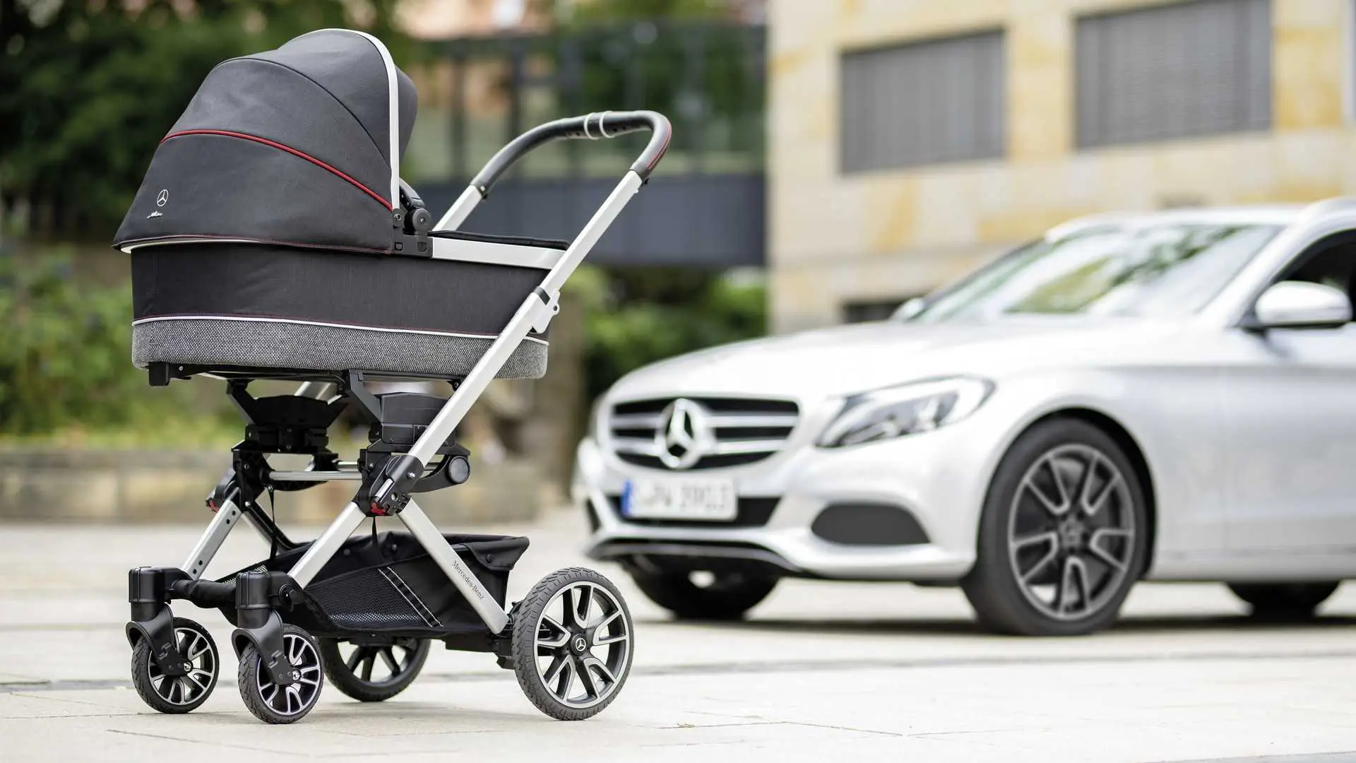 Detail Skoda Stroller Nomer 17