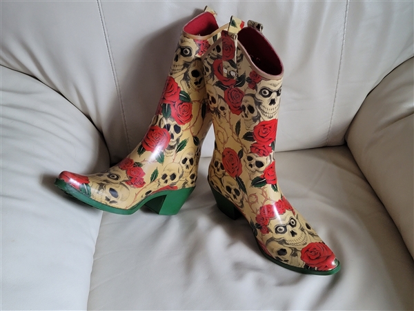 Detail Skull And Roses Rain Boots Nomer 20