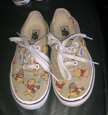 Detail Winnie Pooh Vans Nomer 31