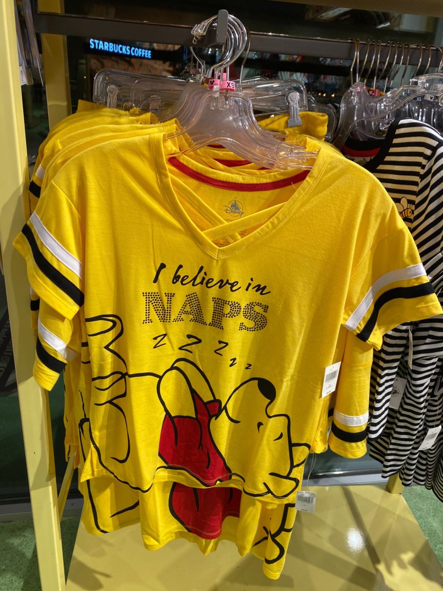 Detail Winnie The Pooh And Mickey Mouse Share Clothes Nomer 46