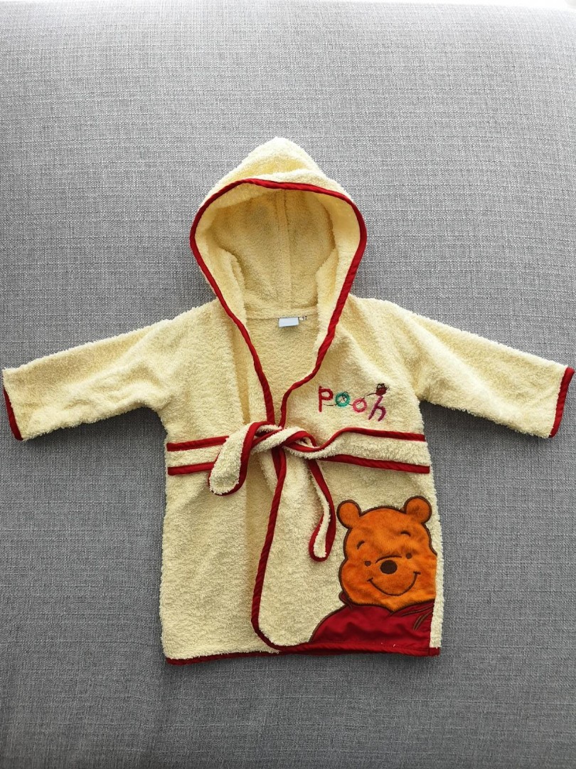 Detail Winnie The Pooh Bathrobe Nomer 36