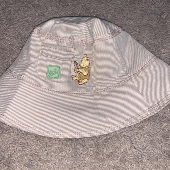 Detail Winnie The Pooh Bucket Hat Nomer 55