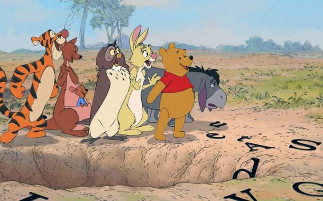 Detail Winnie The Pooh Characters Images Nomer 9