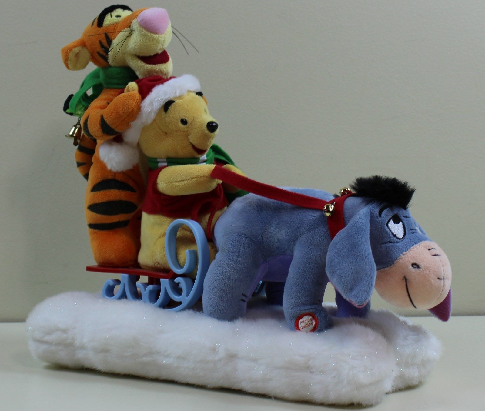 Detail Winnie The Pooh Christmas Sleigh Nomer 30