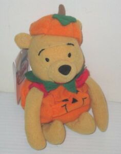 Detail Winnie The Pooh Halloween Images Nomer 25