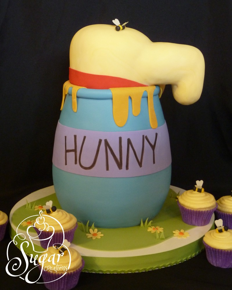 Detail Winnie The Pooh Honey Pot Cake Nomer 34