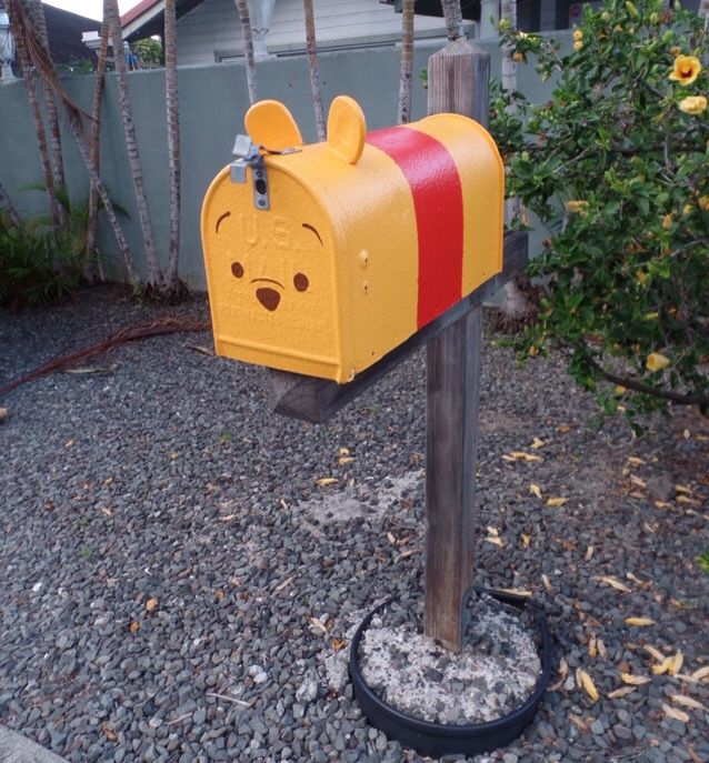 Detail Winnie The Pooh Mailbox Nomer 3