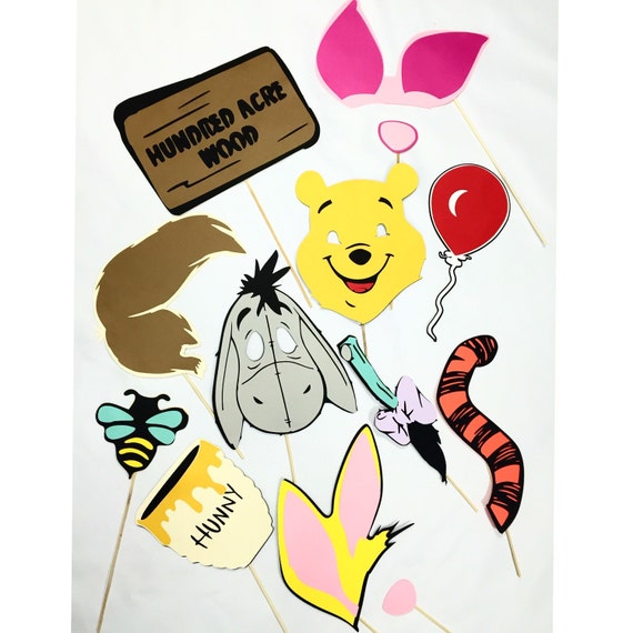 Detail Winnie The Pooh Photo Booth Frame Nomer 12