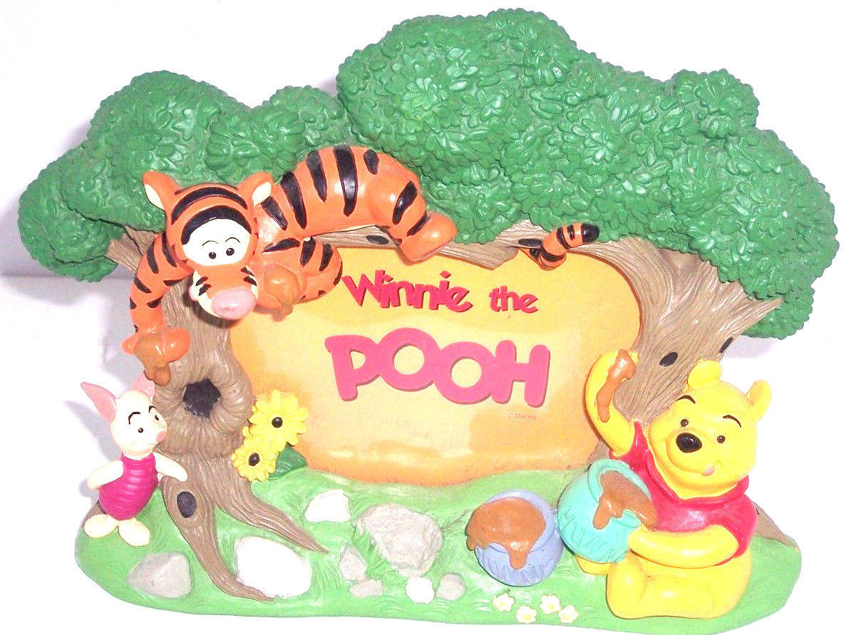 Detail Winnie The Pooh Photo Booth Frame Nomer 48
