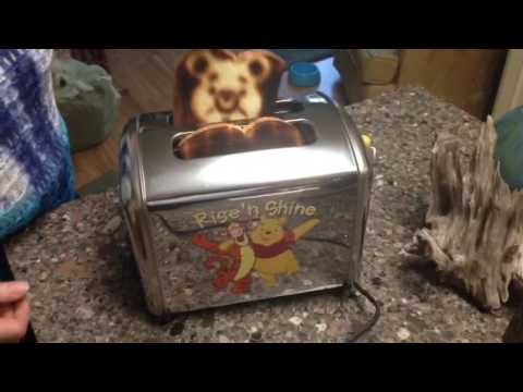 Detail Winnie The Pooh Toaster Nomer 17