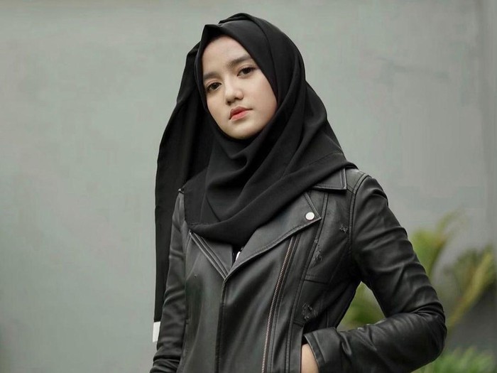 Detail Wirda Mansur Foto Nomer 6