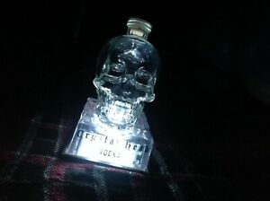 Detail Skull Vodka Lamp Nomer 37