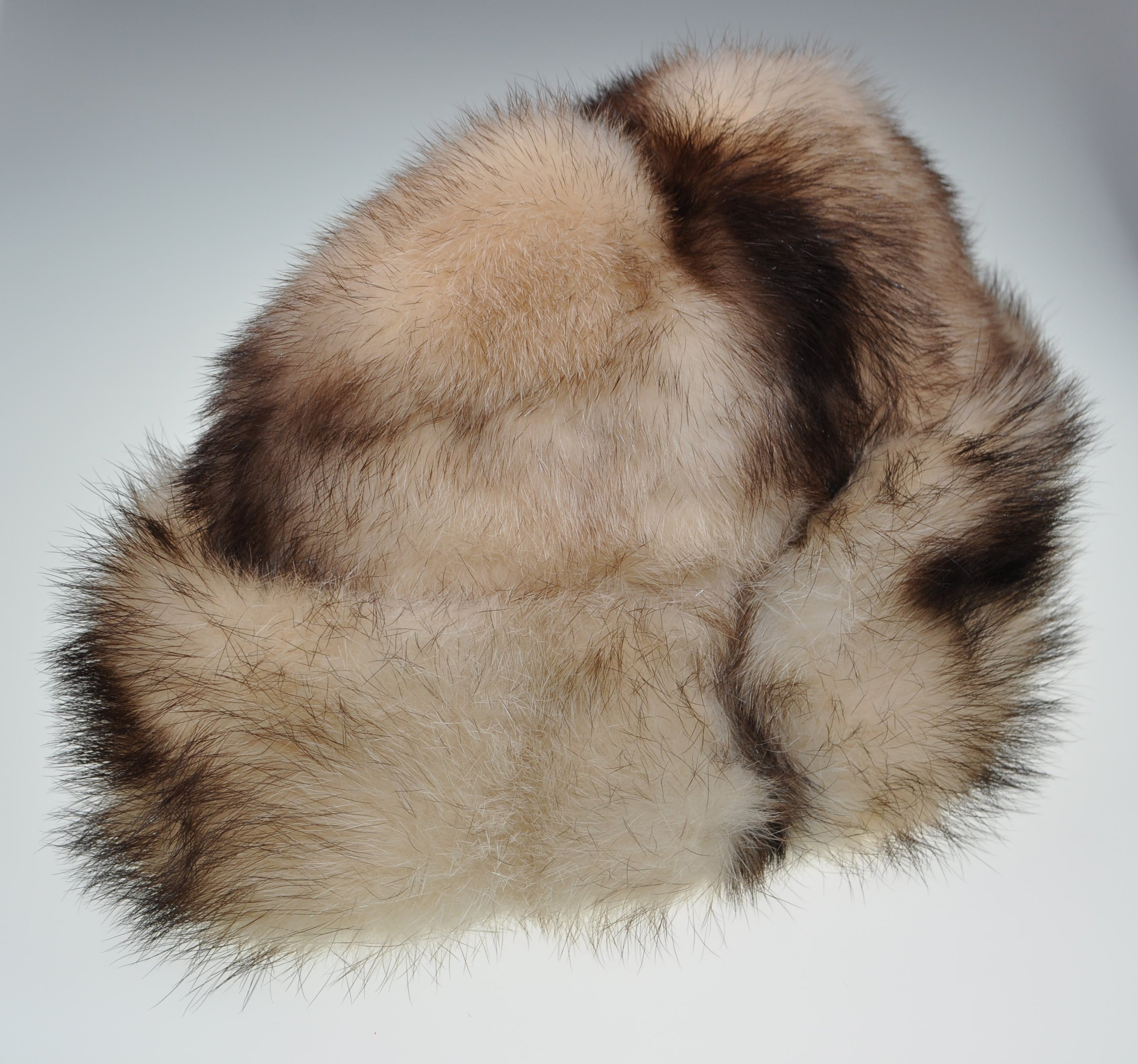 Detail Skunk Fur Hat Nomer 37