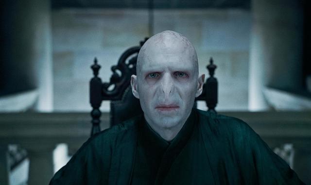 Detail Slendermans Face Nomer 4