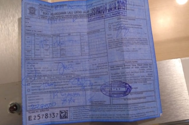 Detail Slip Biru Surat Tilang Nomer 9