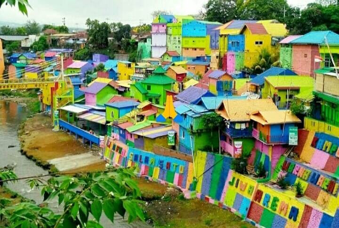 Detail Wisata Malang Rumah Warna Warni Nomer 32