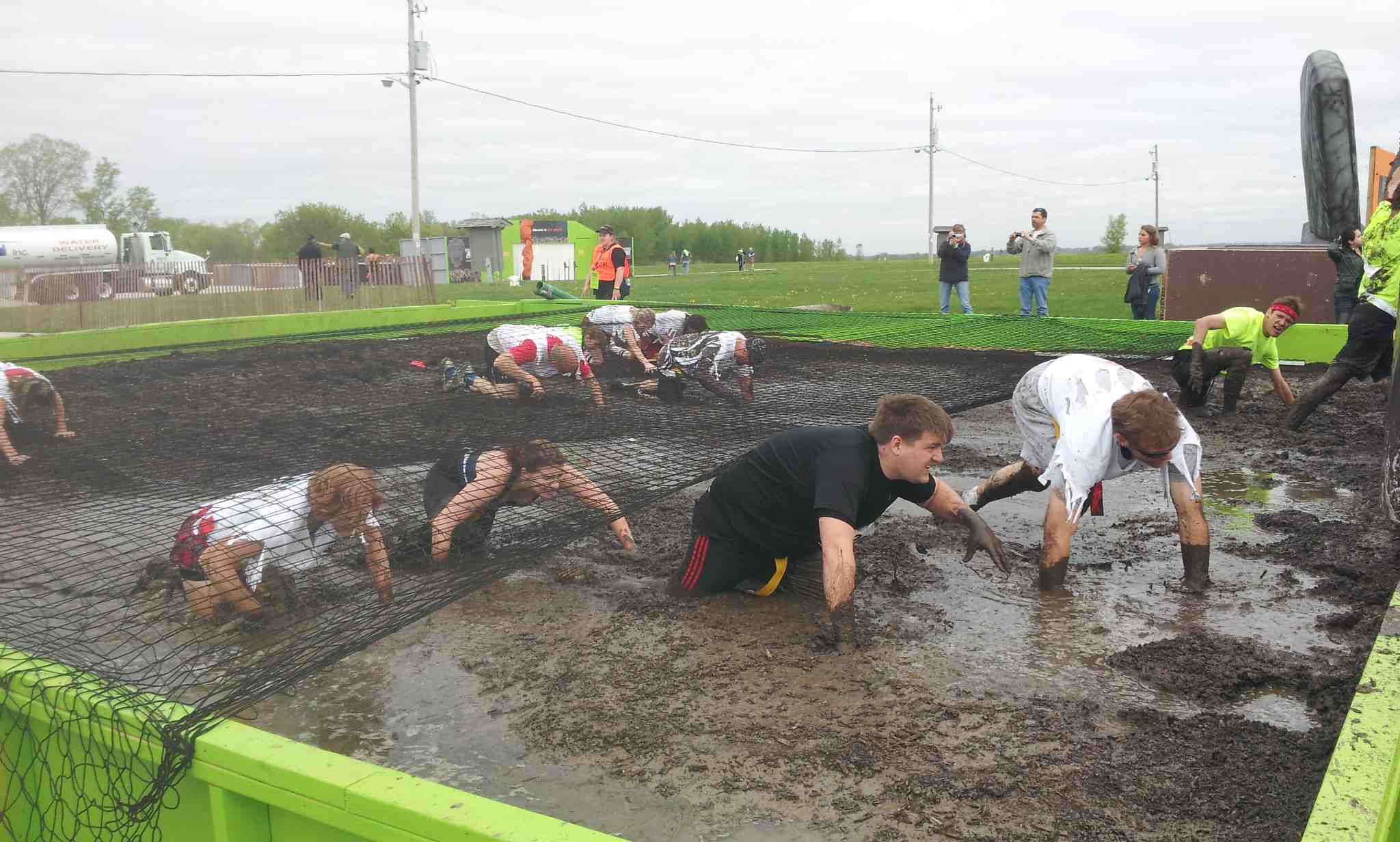 Detail Wisconsin Zombie Mud Run Nomer 36