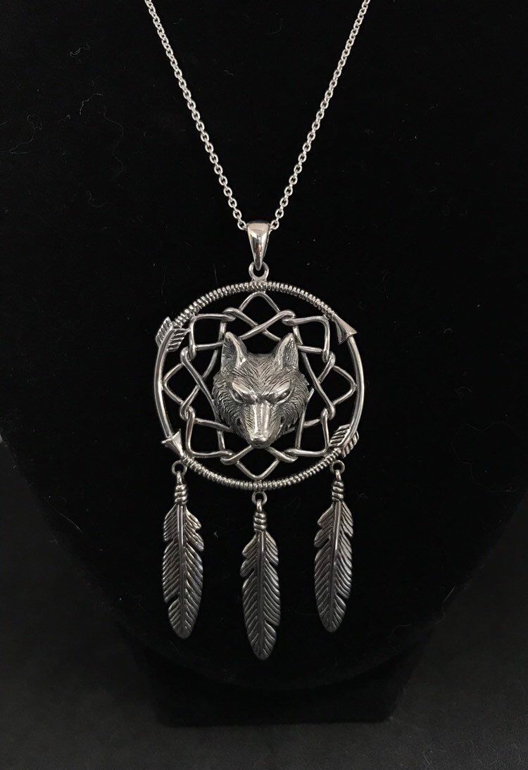 Wolf Dreamcatcher Necklace - KibrisPDR