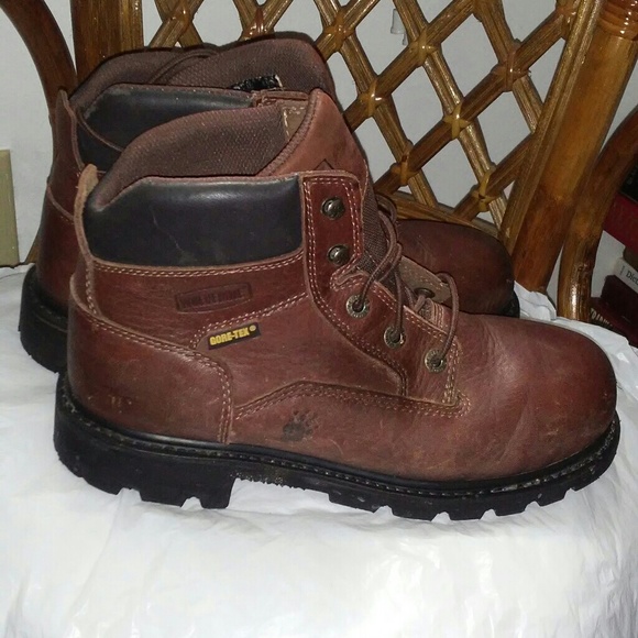 Detail Wolverine Bulldozer Boots Nomer 39