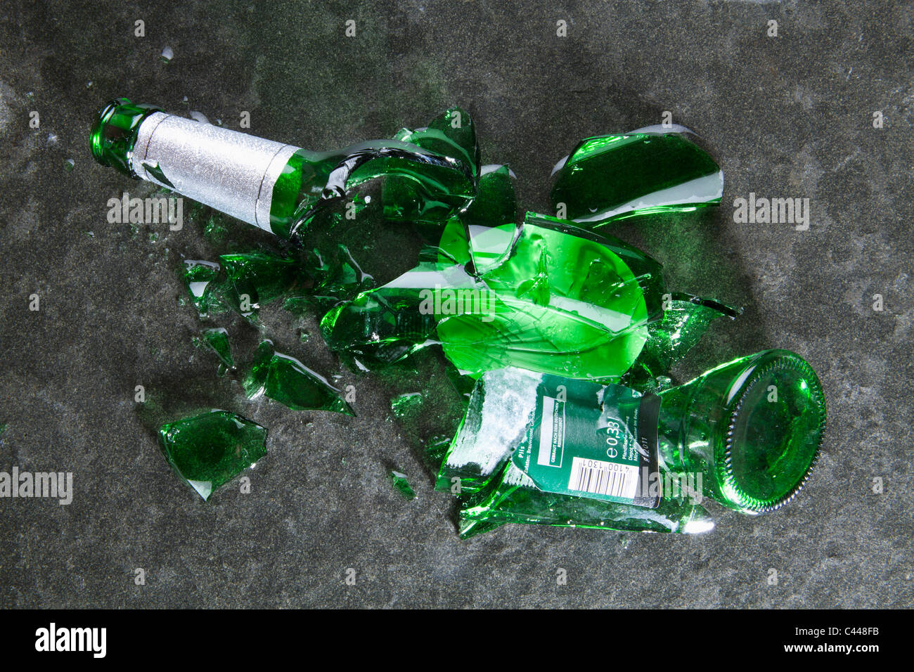 Detail Smashed Bottle Nomer 4