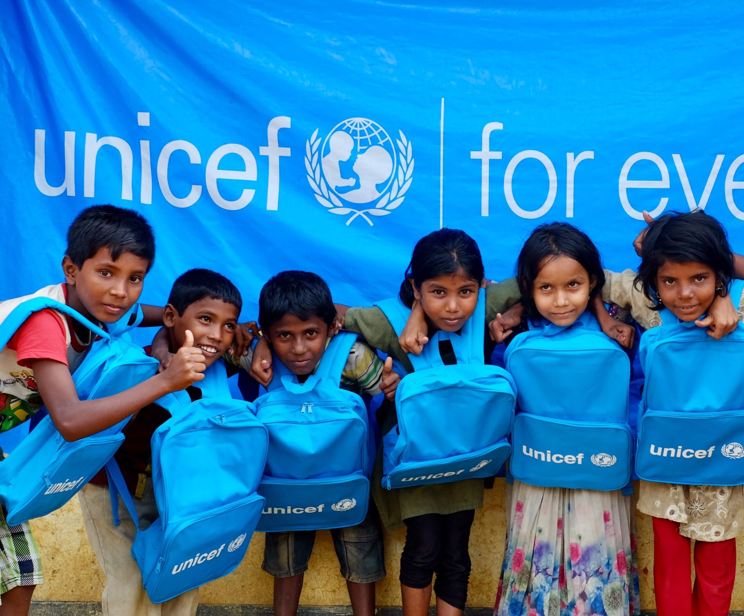 Detail World Childrens Day Unicef Download Logo Nomer 34