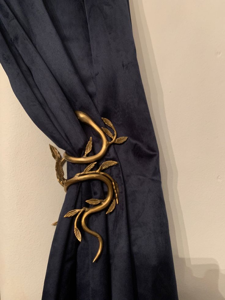 Detail Snake Curtain Tie Backs Nomer 12