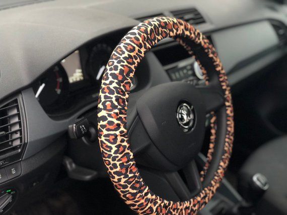 Detail Snake Print Steering Wheel Cover Nomer 51