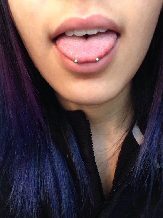 Detail Snake Tongue Piercing Pictures Nomer 5