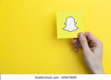 Detail Snapchat Logo 2017 Nomer 20