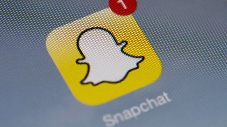 Detail Snapchat Old Logo Nomer 39