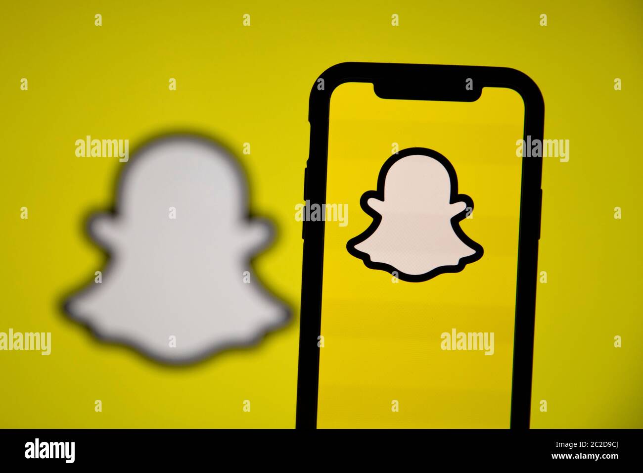 Detail Snapchat Old Logo Nomer 40